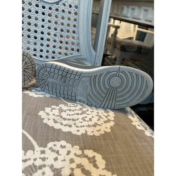 Nike‎ Air Jordan 1 Mid Cool Grey Men's Basketball Shoes-554724-031 (Size 7) - Picture 9 of 10